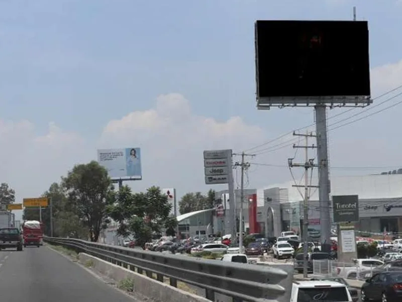 Pantalla publicitaria en Querétaro, Querétaro